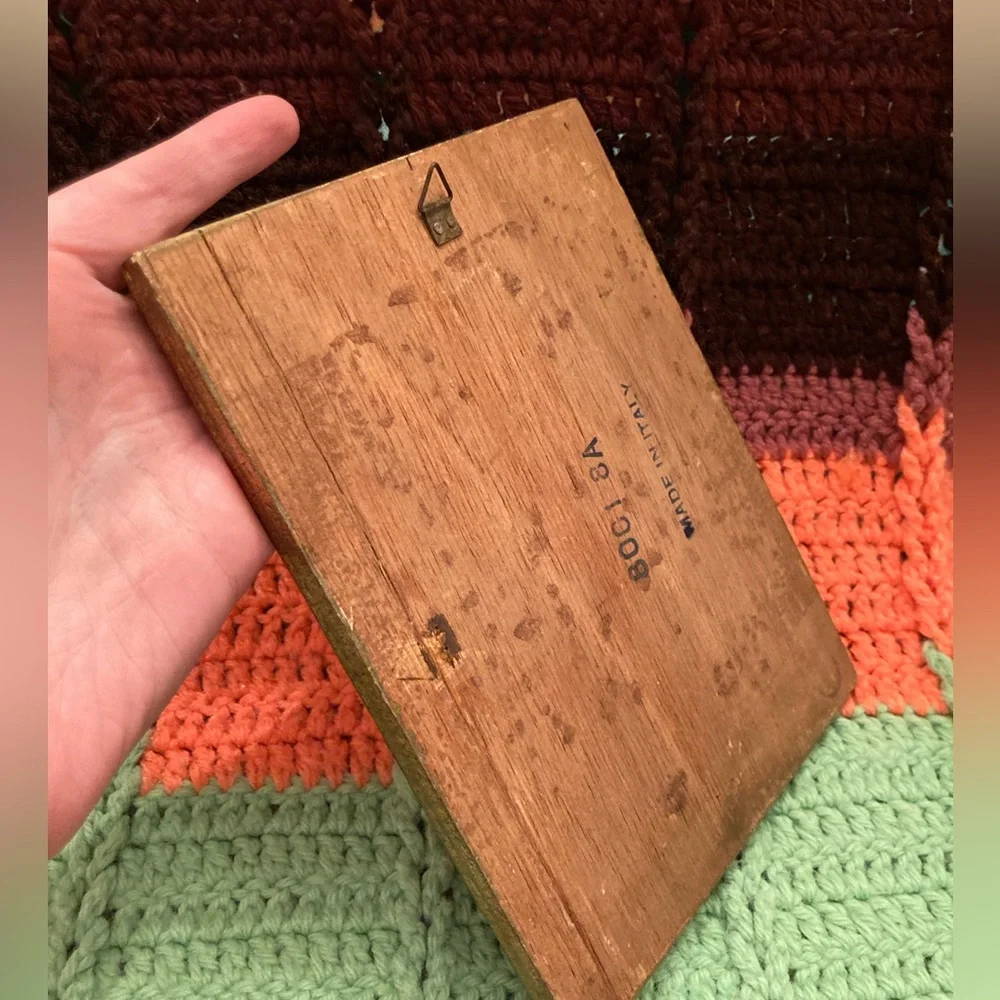 Vintage Italian Florentine Group of Women Wall Decor Plaque - Picture 8 of 12